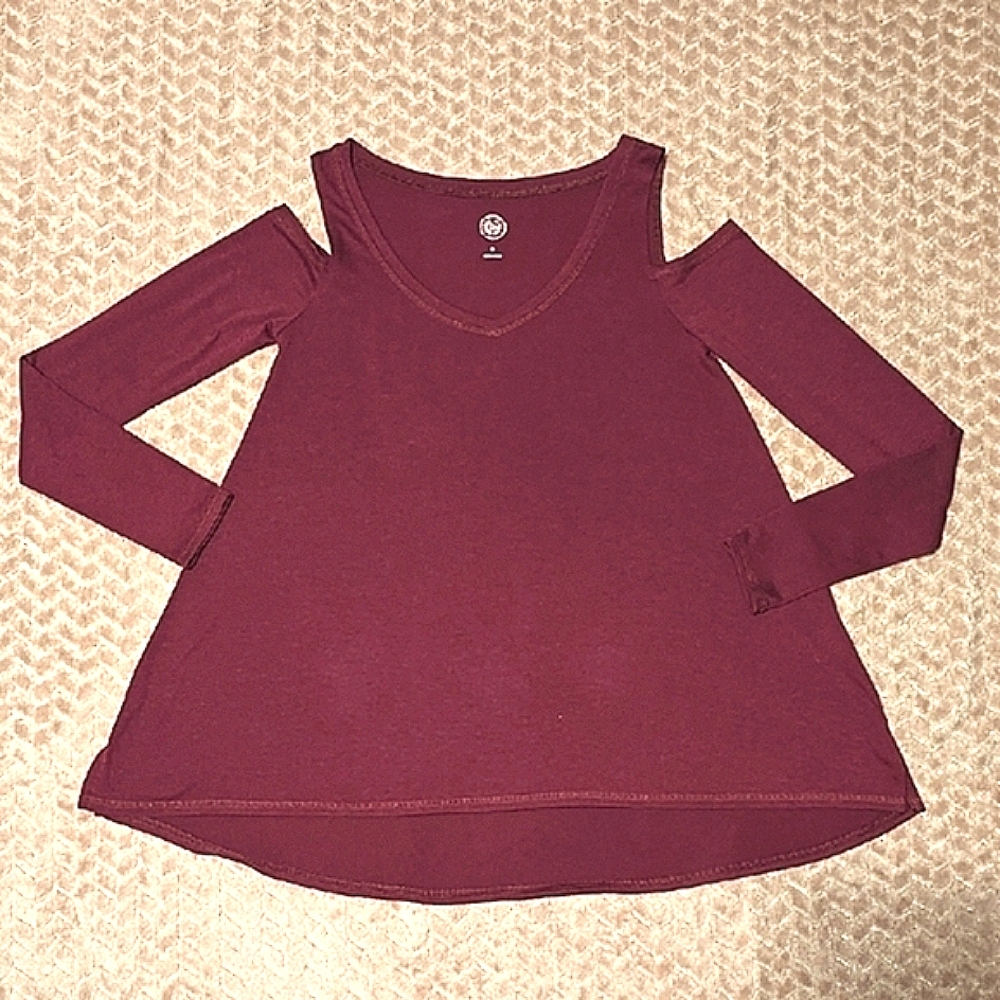 SO Cold Shoulder Top - Burgundy